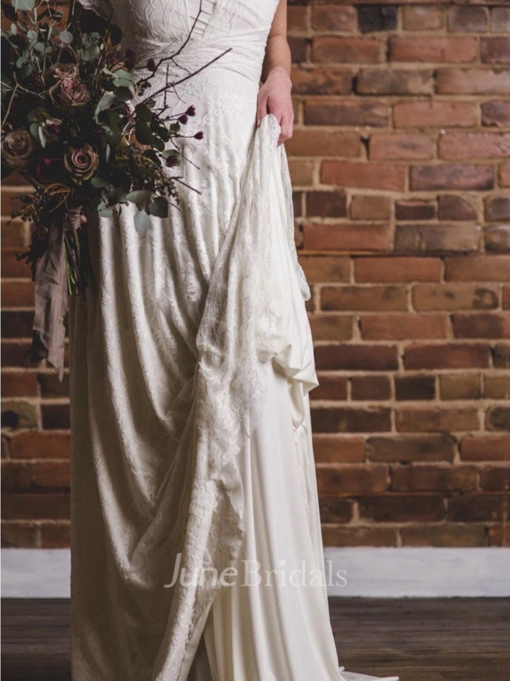 NEW June Bridals cream lace wedding dress, Size 16 — #Boho, #Vintage - Picture 2 of 9